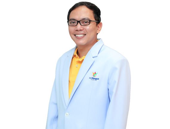ทพ.ภาคภูมิ ศรีนวล (ฟันปลอม) PatRangsit Hospital